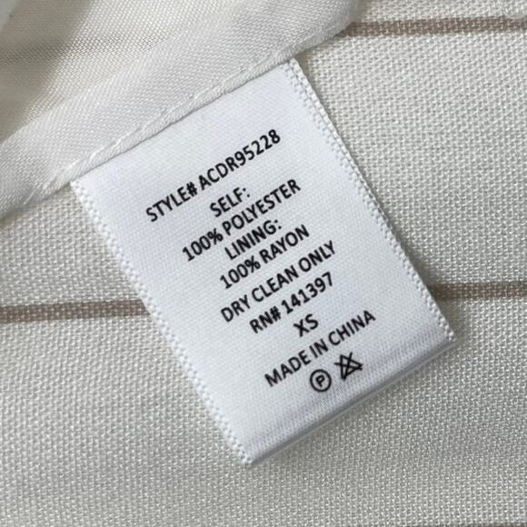 ASTR THE LABEL Arya Dress White Taupe Stripe Elegant Maxi Back Cut Out Size XS - Picture 13 of 14